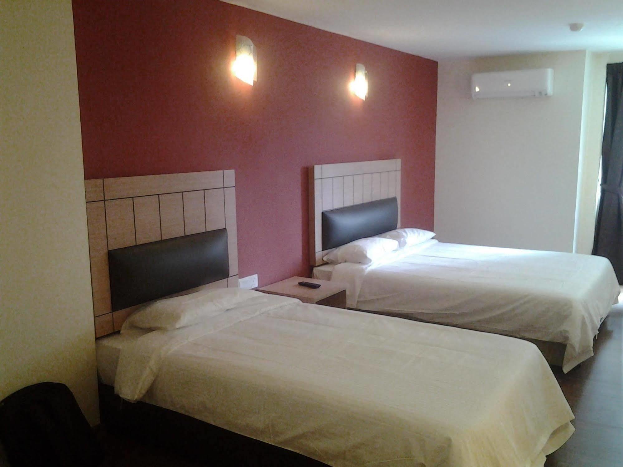 Smart Hotel Seremban Bagian luar foto